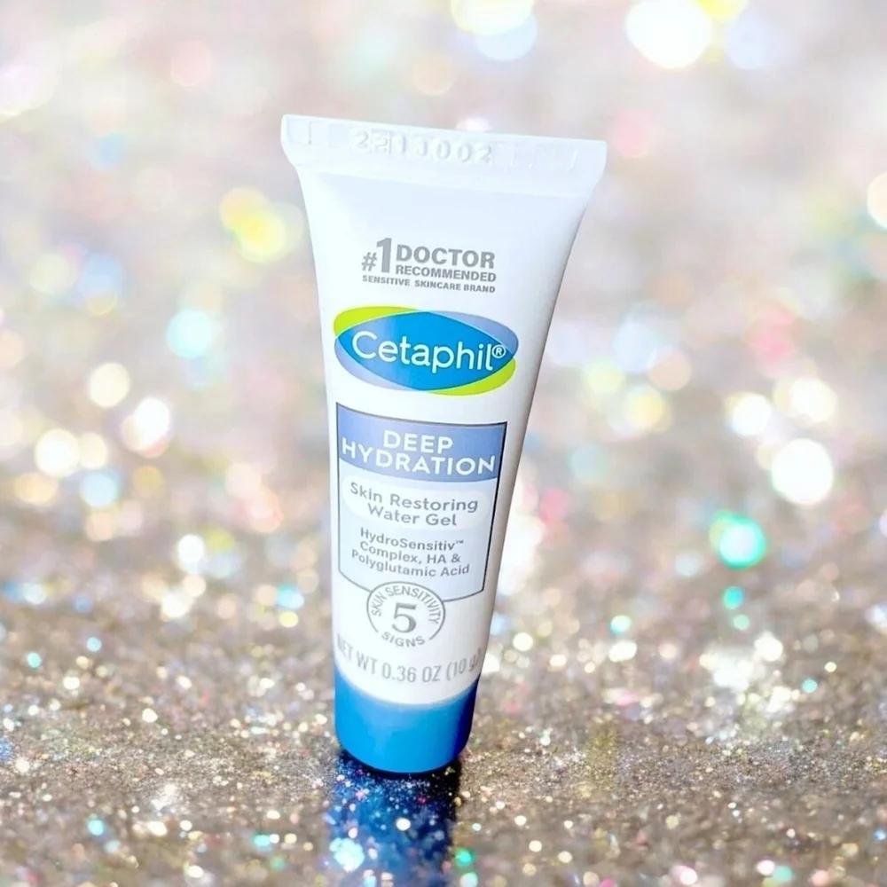 Deep Hydration Skin Restoring Water Gel - Blue/White